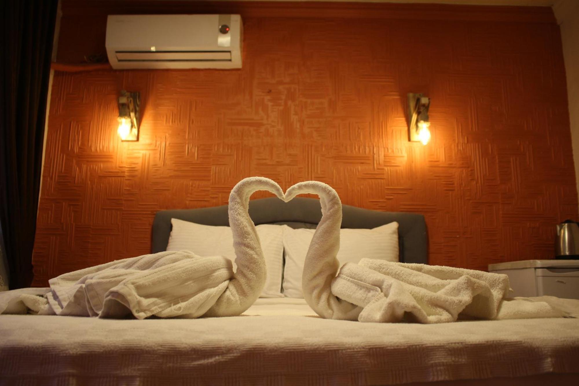 Taksim Bricktown Suite Istanbul Ngoại thất bức ảnh